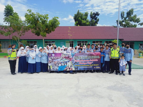 SOSIALISASI KESELAMATAN BERLALULINTAS DI KALANGAN PELAJAR