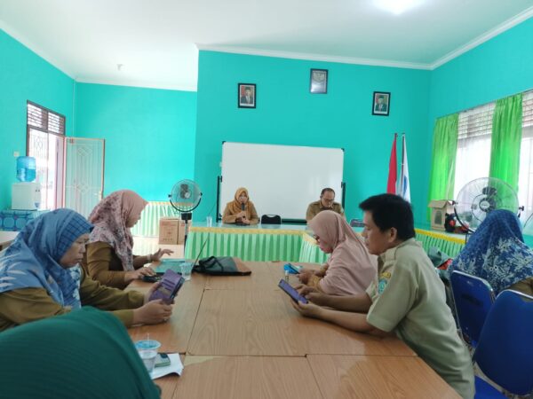 Komunitas Praktisi: Sebuah Wadah Peningkatan Kemampuan Guru dalam Menerapkan Kurikulum Merdeka