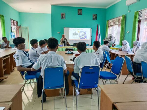 SOSIALISASI PPDB ONLINE SMA/SMK UNTUK SISWA SMPN 3 TANJUNGPANDAN