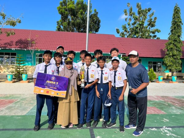 Tim Futsal Spentri Raih Juara 3 pada Turnamen Futsal SMAPI CUP I 2023