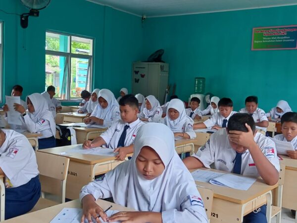 Sampai Hari Kedua Sumatif Akhir Semester Gasal 2023/2024 Berlangsung Lancar
