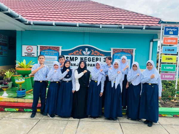 Sekolah Baru, Teman Baru